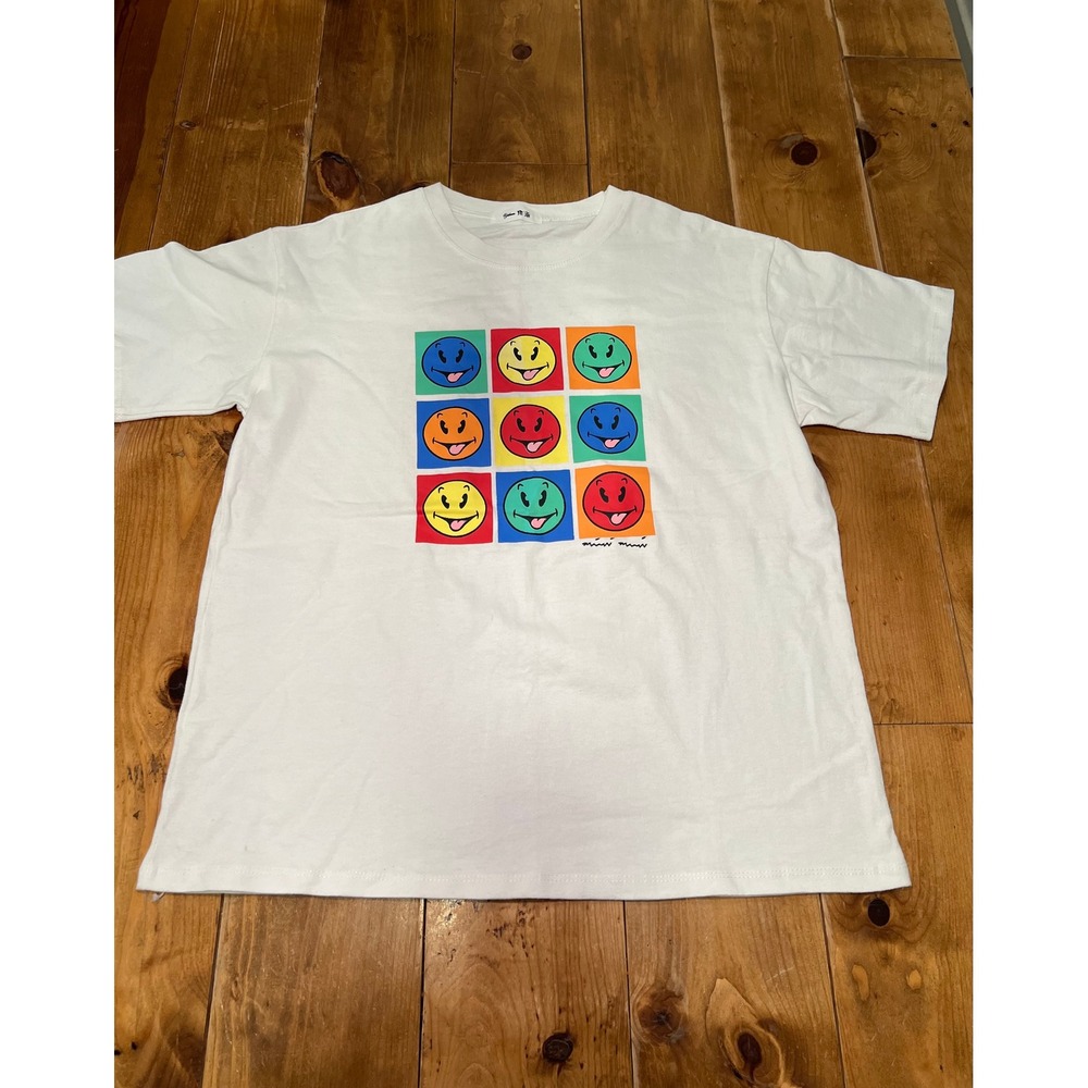 Yahan White Graphic T-Shirt Pop Art Smiley Face Grid Streetwear Tee